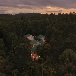 https://the-woods-resorts-wayanad.kerala-hotels.net